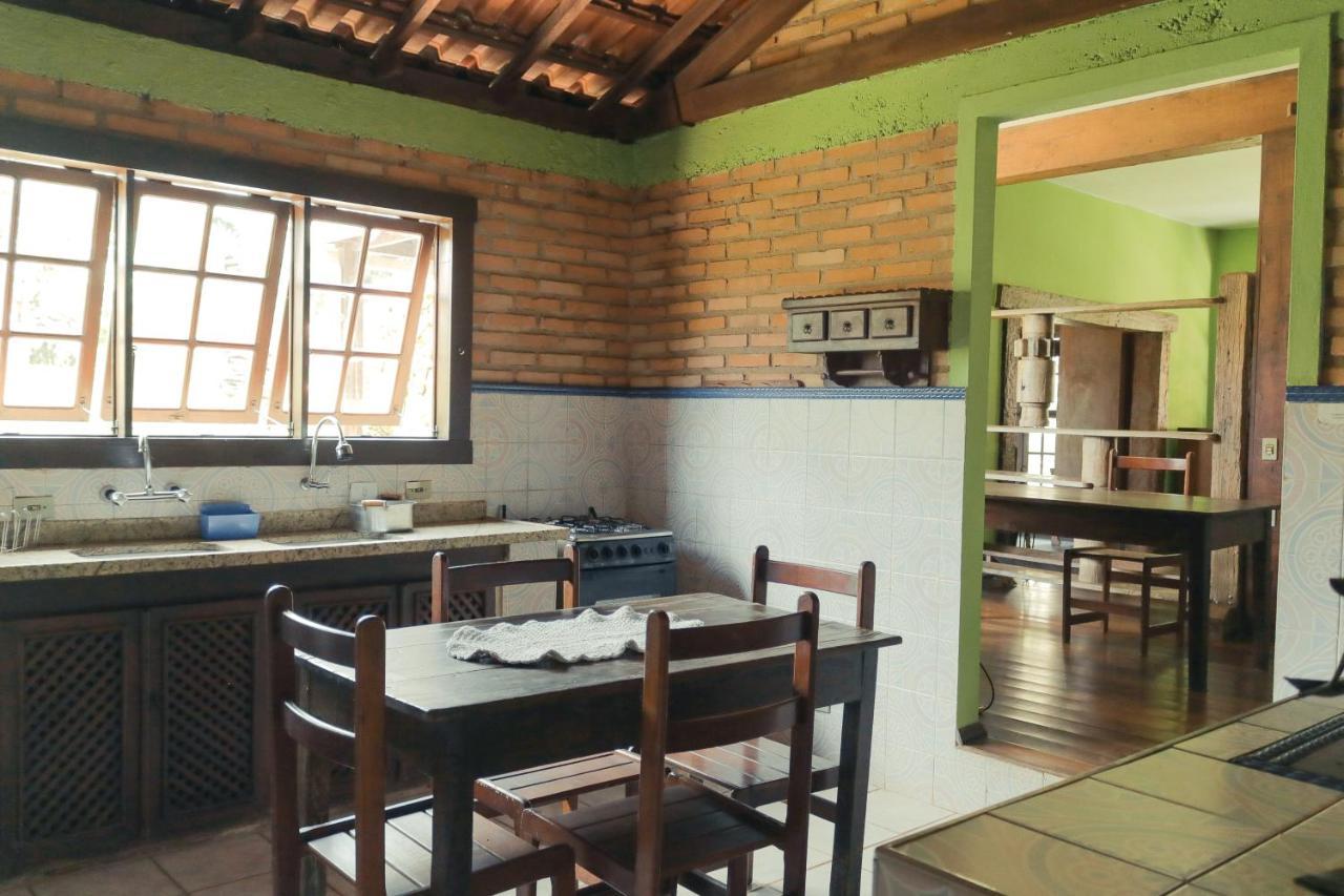 Em Tiradentes, Minas Gerais, Casa Tipica E Espacosa Em Terreno Arborizado Exterior photo
