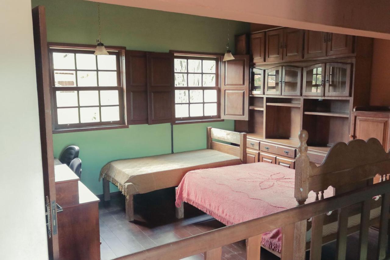 Em Tiradentes, Minas Gerais, Casa Tipica E Espacosa Em Terreno Arborizado Exterior photo